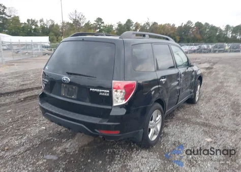 2010 Subaru Forester 2.5X Premium из США, поврежденный, VIN JF2SH6CC0AG772647